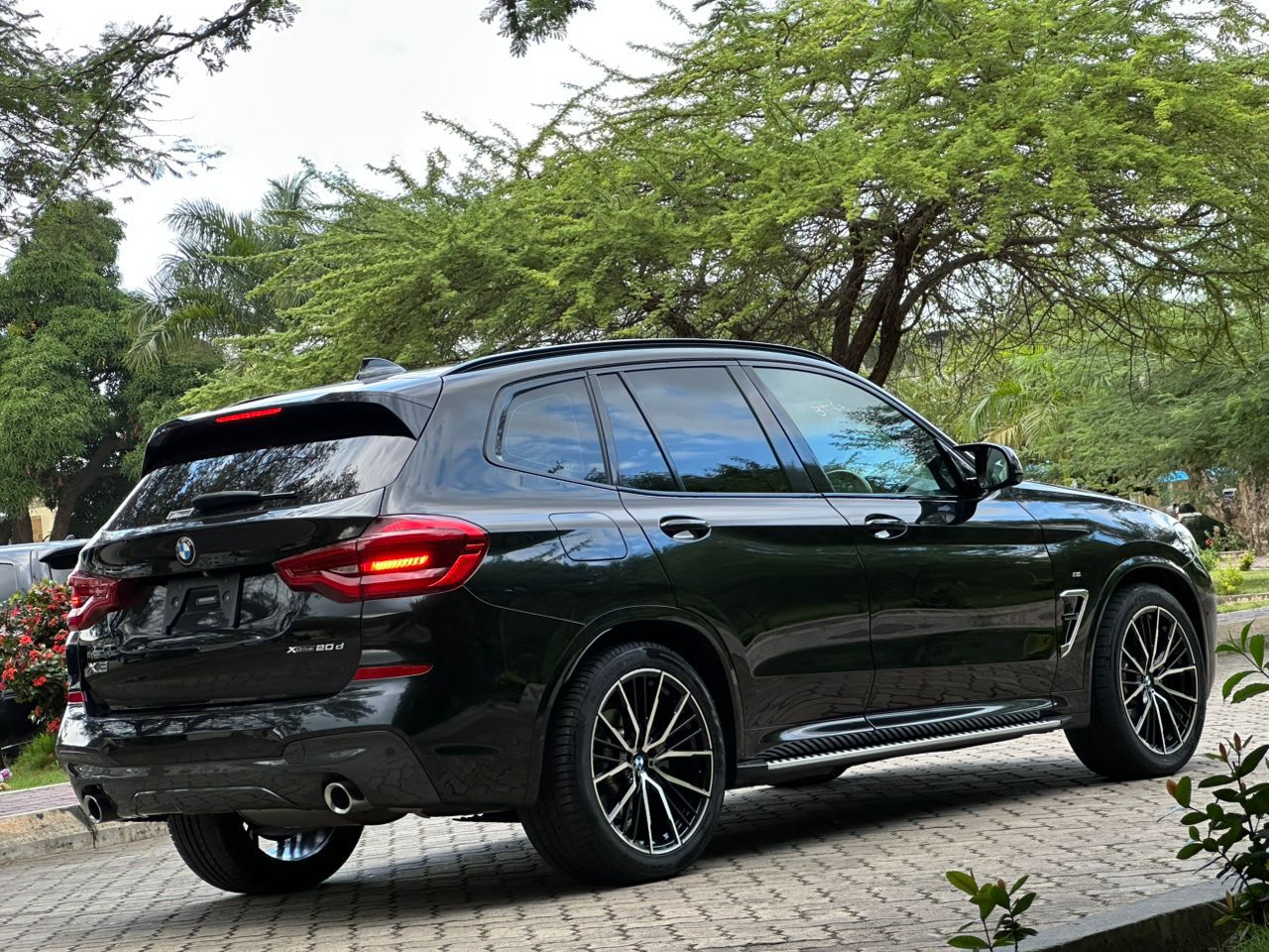 BMW thumbnail 8